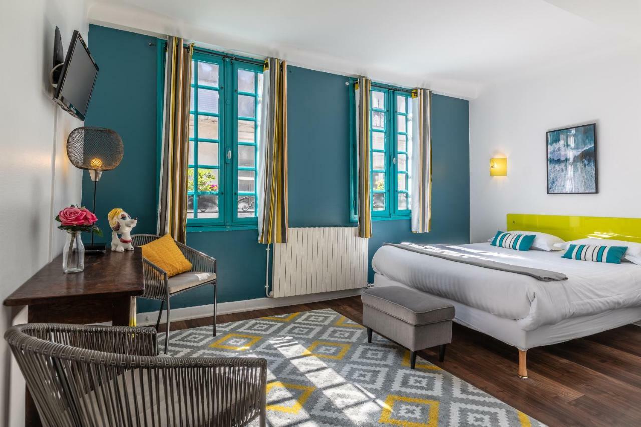 Le Port Neuf Hotel 2*